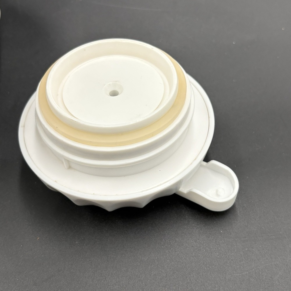 VTG nsulated coffee tea server carafe 40 oz W/ Push Spout White Connoiserve - Picture 8 of 10